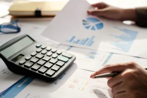 U.S. Economic Growth and Challenges in 2024